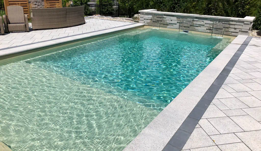 Leisure Pool's Pinnacle fiberglass pool design